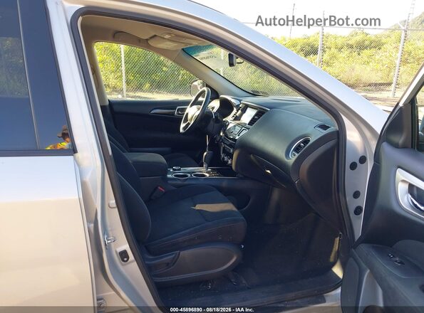 5N1AR2MM8GC607271 2016 NISSAN PATHFINDER Silver Widok wnętrza z przodu