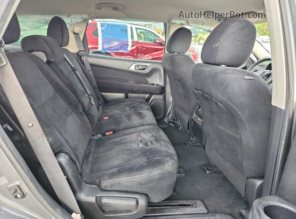 5N1AR2MN2GC601863 2016 NISSAN PATHFINDER Charcoal Widok wnętrza z tyłu