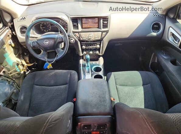 5N1AR2MN2GC624592 2016 NISSAN PATHFINDER Gray Dashboard view