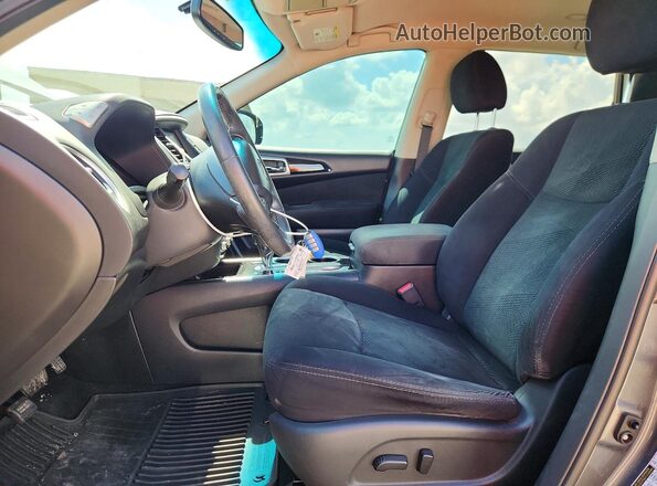 5N1AR2MN2GC624592 2016 NISSAN PATHFINDER Gray Front interior view