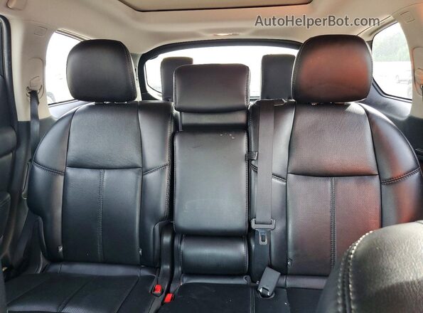 5N1AR2MN3GC615013 2016 NISSAN PATHFINDER Black Հետևի նստատեղերի տեսք