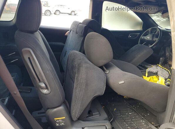 5N1AR2MN3GC622592 2016 NISSAN PATHFINDER Silver Вид задньої частини салону