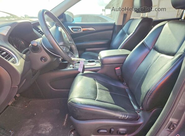 5N1AR2MN3GC658122 2016 NISSAN PATHFINDER Gray Front interior view