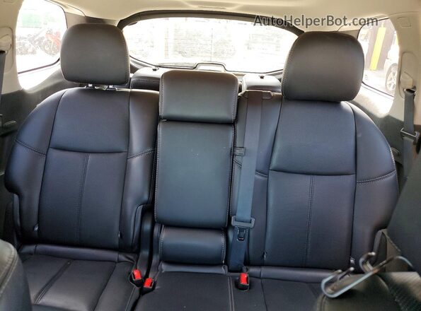 5N1AR2MN4GC629468 2016 NISSAN PATHFINDER Charcoal Widok tylnych siedzeń