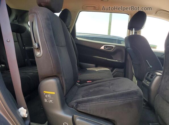 5N1AR2MN4GC664043 2016 NISSAN PATHFINDER Gray Rear interior view