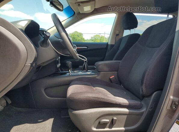5N1AR2MN4GC664043 2016 NISSAN PATHFINDER Gray Front interior view