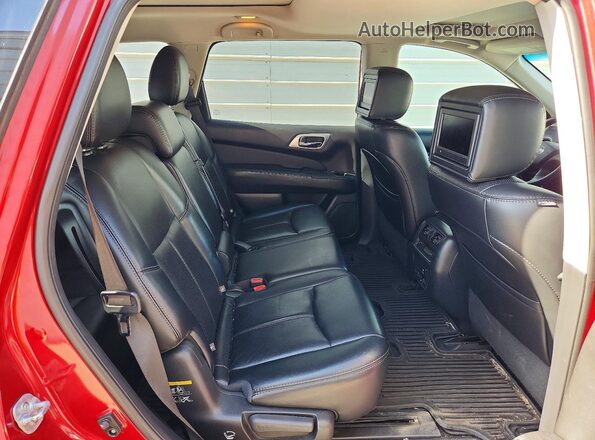 5N1AR2MN9GC644130 2016 NISSAN PATHFINDER Темно-бордовый Вид задней части салона