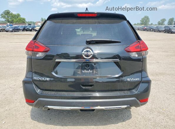5N1AT2MM6HC787434 2017 NISSAN ROGUE Черный Вид сзади