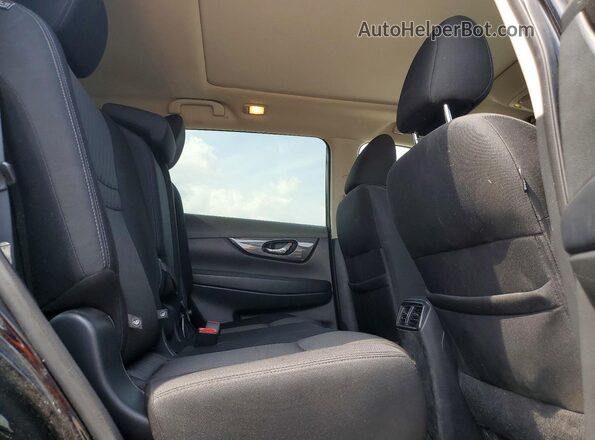 5N1AT2MM6HC787434 2017 NISSAN ROGUE Черный Вид задней части салона