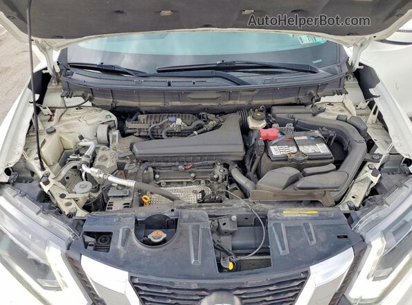 5N1AT2MM8HC773535 2017 NISSAN ROGUE White Engine compartment view