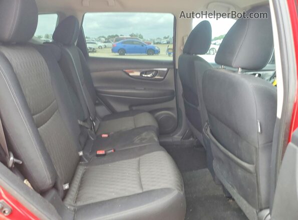 5N1AT2MN8HC736932 2017 NISSAN ROGUE Red Widok tylnych siedzeń