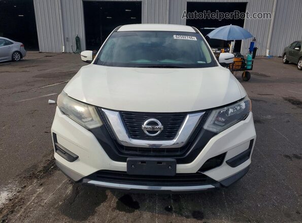 5N1AT2MT0HC794063 2017 NISSAN ROGUE Белый Вид спереди