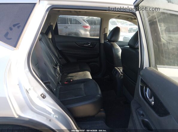 5N1AT2MT0HC876259 2017 NISSAN ROGUE Silver VIN კოდის სტიკერის ხედი