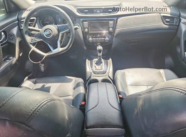 5N1AT2MT0JC749694 2018 NISSAN ROGUE White Вид панелі приладів