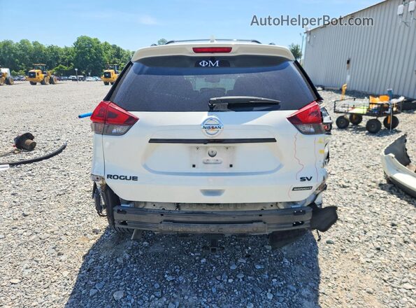 5N1AT2MT0JC749694 2018 NISSAN ROGUE White Вид ззаду
