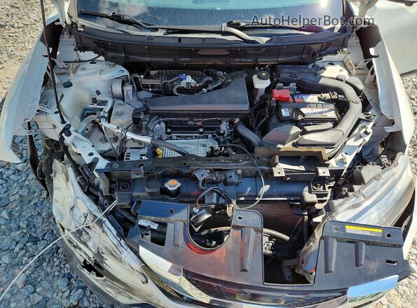 5N1AT2MT0JC763787 2018 NISSAN ROGUE White Vista del compartimento del motor