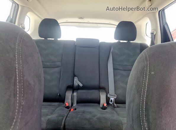 5N1AT2MT1GC855399 2016 NISSAN ROGUE Blue Rear seats view