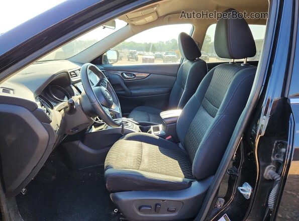 5N1AT2MT1HC834084 2017 NISSAN ROGUE Black Widok wnętrza z przodu