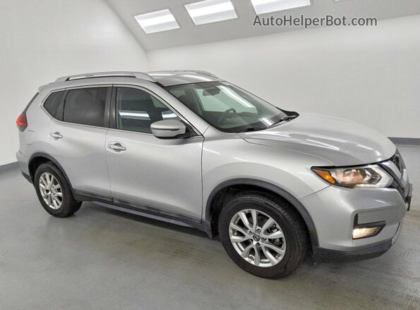 5N1AT2MT1JC714064 2018 NISSAN ROGUE Silver Передня права чверть