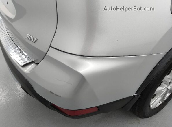 5N1AT2MT1JC714064 2018 NISSAN ROGUE Silver 