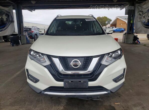 5N1AT2MT2HC865487 2017 NISSAN ROGUE White Widok z przodu