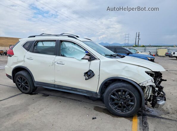 5N1AT2MT2HC889627 2017 NISSAN ROGUE Белый Передняя правая четверть