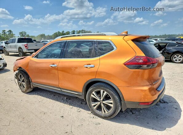 5N1AT2MT2JC710167 2018 NISSAN ROGUE Orange Rear left