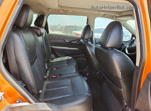 5N1AT2MT2JC710167 2018 NISSAN ROGUE Orange Rear seats view