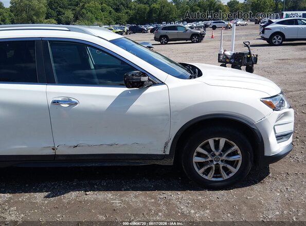 5N1AT2MT2JC788447 2018 NISSAN ROGUE White Вид спереду