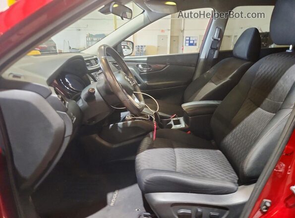 5N1AT2MT2KC700272 2019 NISSAN ROGUE Red Вид салону спереду