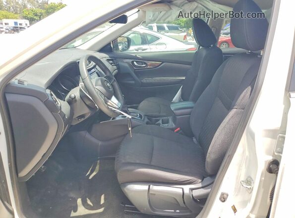 5N1AT2MT2KC796534 2019 NISSAN ROGUE White Вид салону спереду