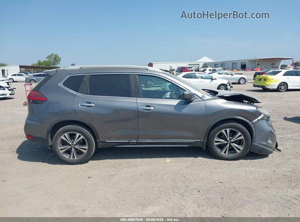5N1AT2MT3HC854904 2017 NISSAN ROGUE Gray Widok zestawu wskaźników