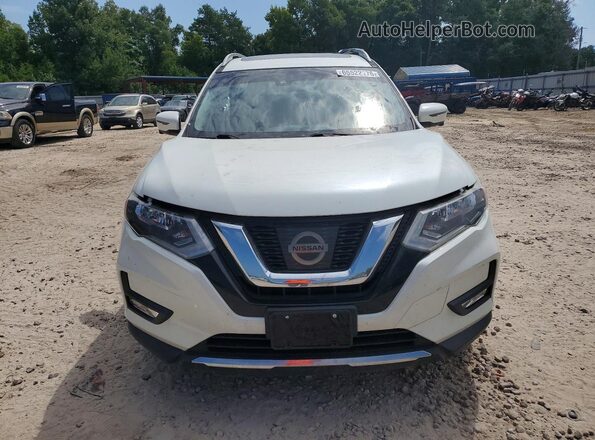 5N1AT2MT3HC877390 2017 NISSAN ROGUE Белый Вид спереди