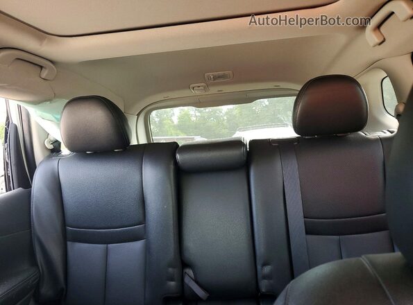 5N1AT2MT3HC877390 2017 NISSAN ROGUE Белый Вид задних сидений
