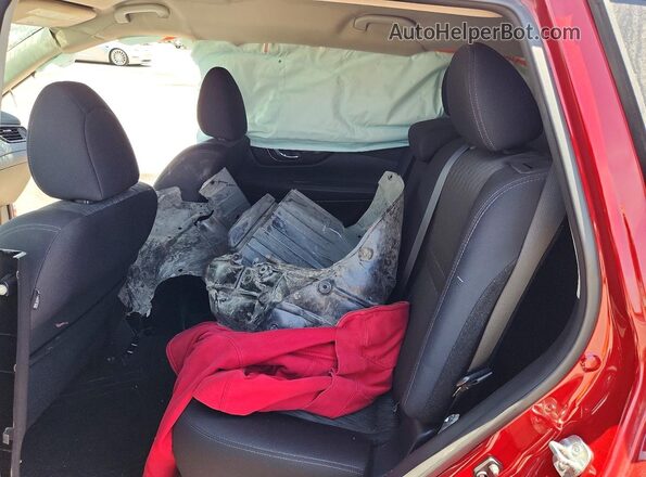 5N1AT2MT3JC823254 2018 NISSAN ROGUE Red Вид задніх сидінь