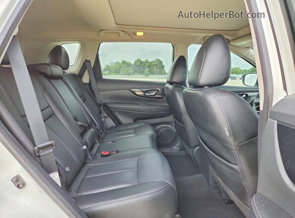 5N1AT2MT3KC841304 2019 NISSAN ROGUE Белый Вид задней части салона