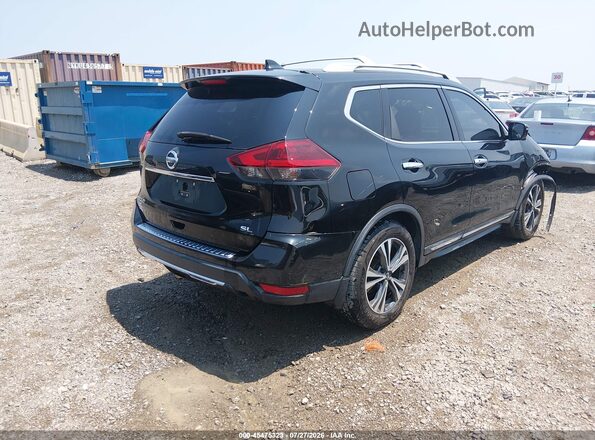5N1AT2MT4JC845666 2018 NISSAN ROGUE Черный Задняя правая четверть