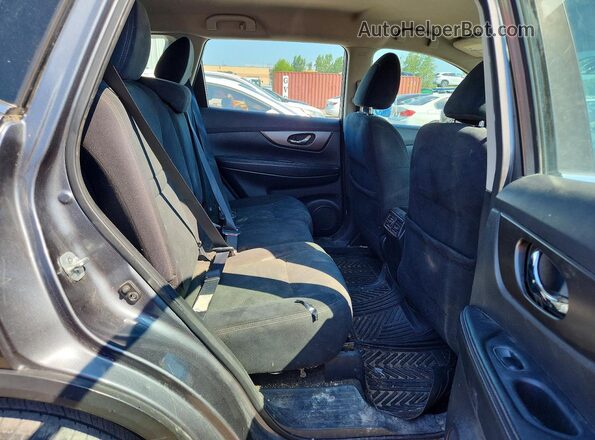 5N1AT2MT5GC754284 2016 NISSAN ROGUE Gray Rear interior view