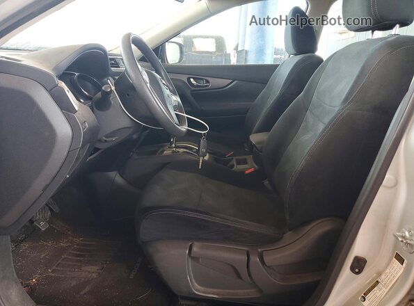 5N1AT2MT5GC811633 2016 NISSAN ROGUE Silver Widok wnętrza z przodu