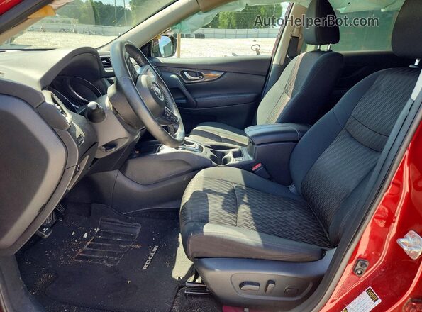 5N1AT2MT5JC729974 2018 NISSAN ROGUE Red Widok wnętrza z przodu