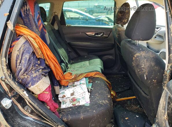 5N1AT2MT5JC751053 2018 NISSAN ROGUE Black Vista interior trasera