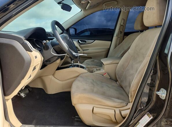 5N1AT2MT6GC857083 2016 NISSAN ROGUE Черный Вид салона спереди
