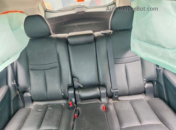 5N1AT2MT7GC750060 2016 NISSAN ROGUE White Вид задніх сидінь