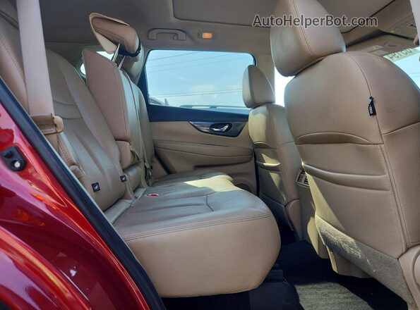 5N1AT2MT7GC772298 2016 NISSAN ROGUE Красный Вид задней части салона