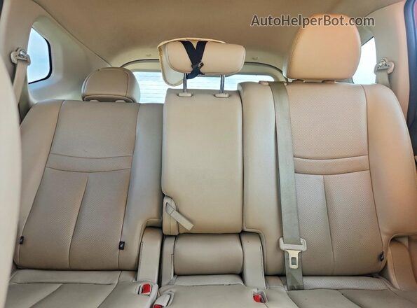 5N1AT2MT7GC772298 2016 NISSAN ROGUE Красный Вид задних сидений