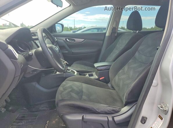 5N1AT2MT7GC803372 2016 NISSAN ROGUE Silver Front interior view