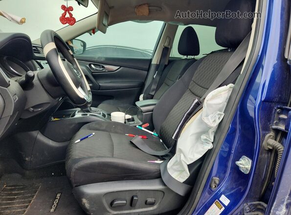5N1AT2MT7HC882088 2017 NISSAN ROGUE Blue Front interior view