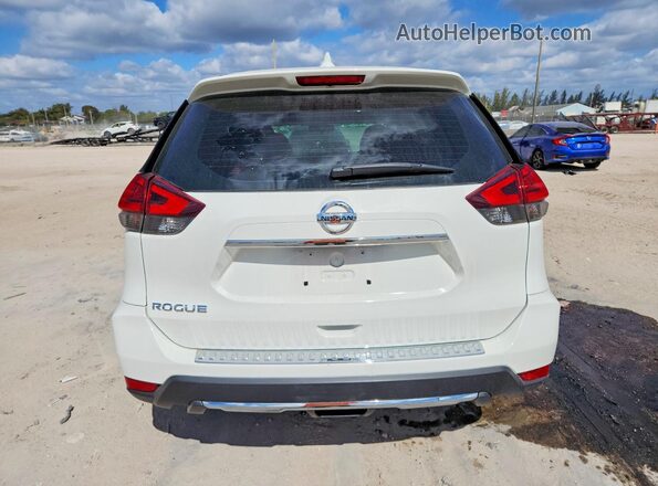 5N1AT2MT7HC895228 2017 NISSAN ROGUE White Вид ззаду