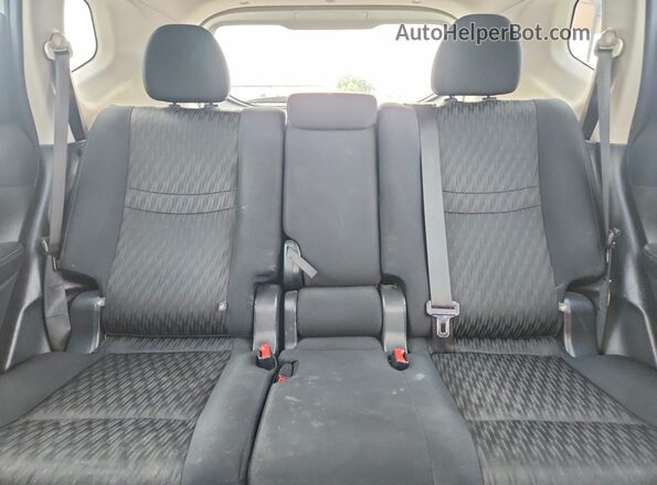 5N1AT2MT7JC775998 2018 NISSAN ROGUE Gray Rear seats view