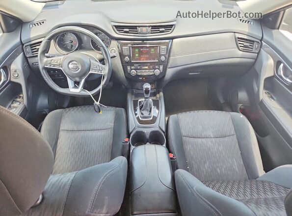5N1AT2MT7JC795507 2018 NISSAN ROGUE Silver Widok deski rozdzielczej